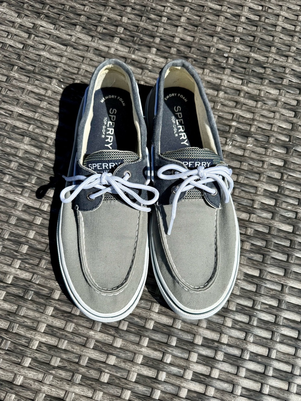 Sperry Men’s Gray Canvas Lace-Up Boat Shoes with White Laces